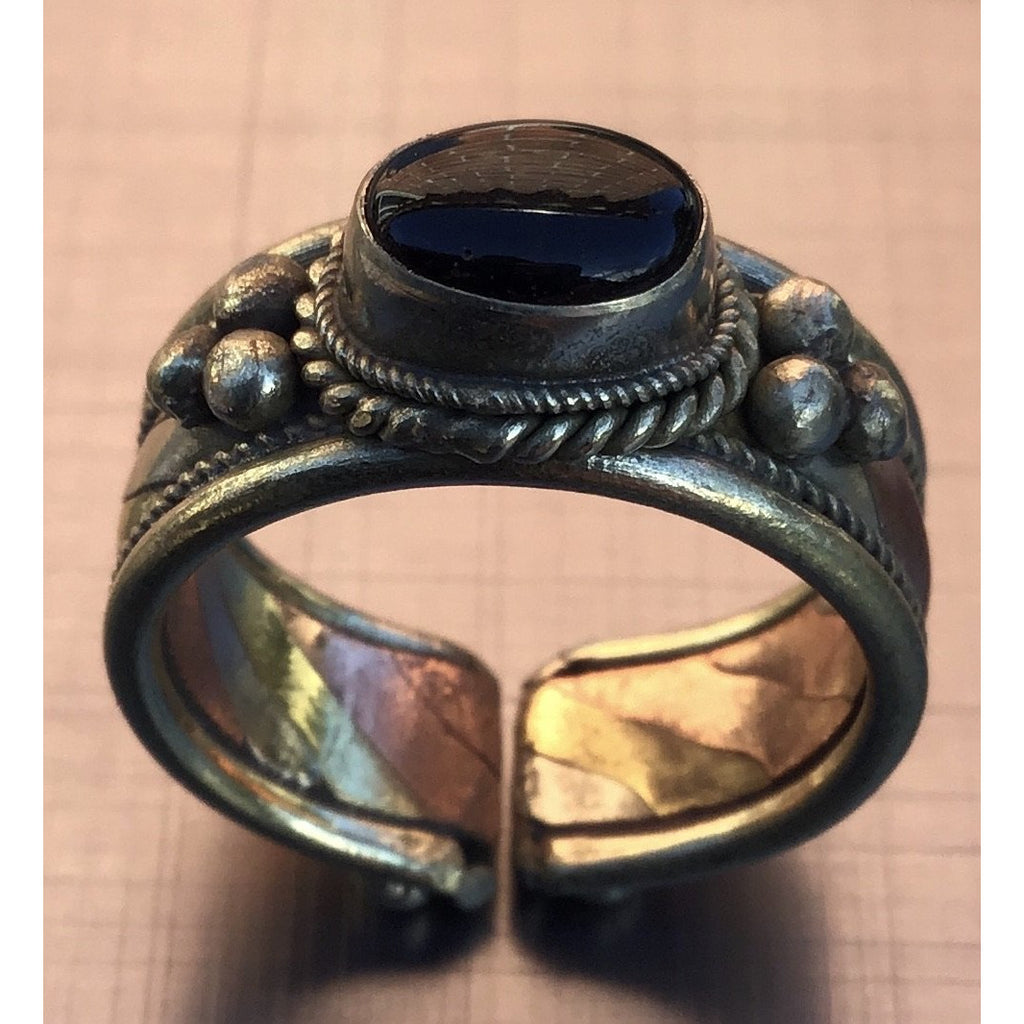 Ring, copper with Onyx - OCTOPUS Bohemian Shop 