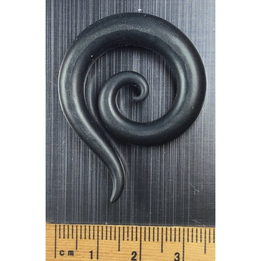 Nr F812 Spiral ear gauge 8mm - OCTOPUS Bohemian Shop 